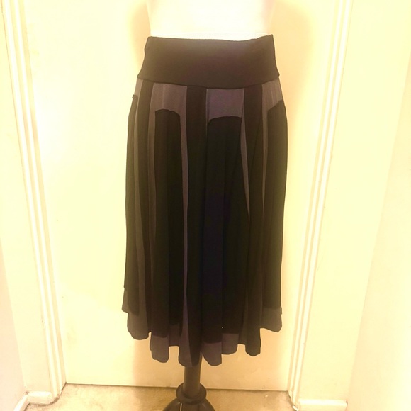 Black and Charcoal Midi Skirt - Picture 2 of 3